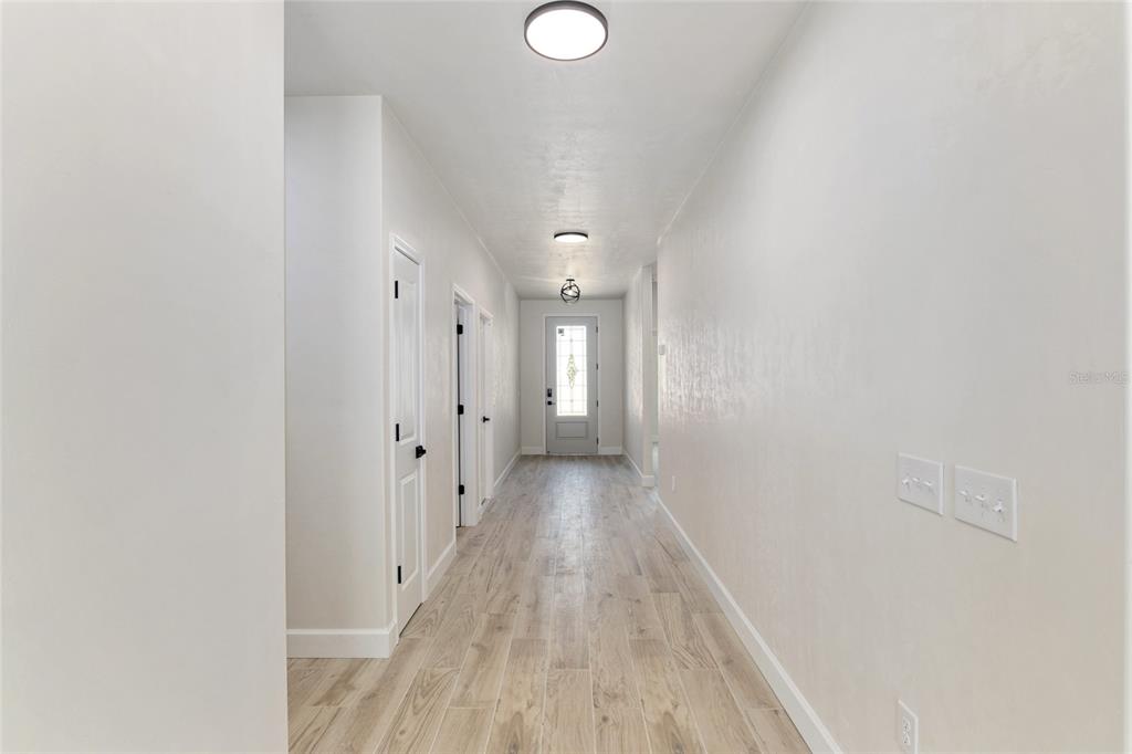 6687 Southwest 11th Lane Gainesville, FL 32607 - Photo 6 of 69 Gallery Image 6