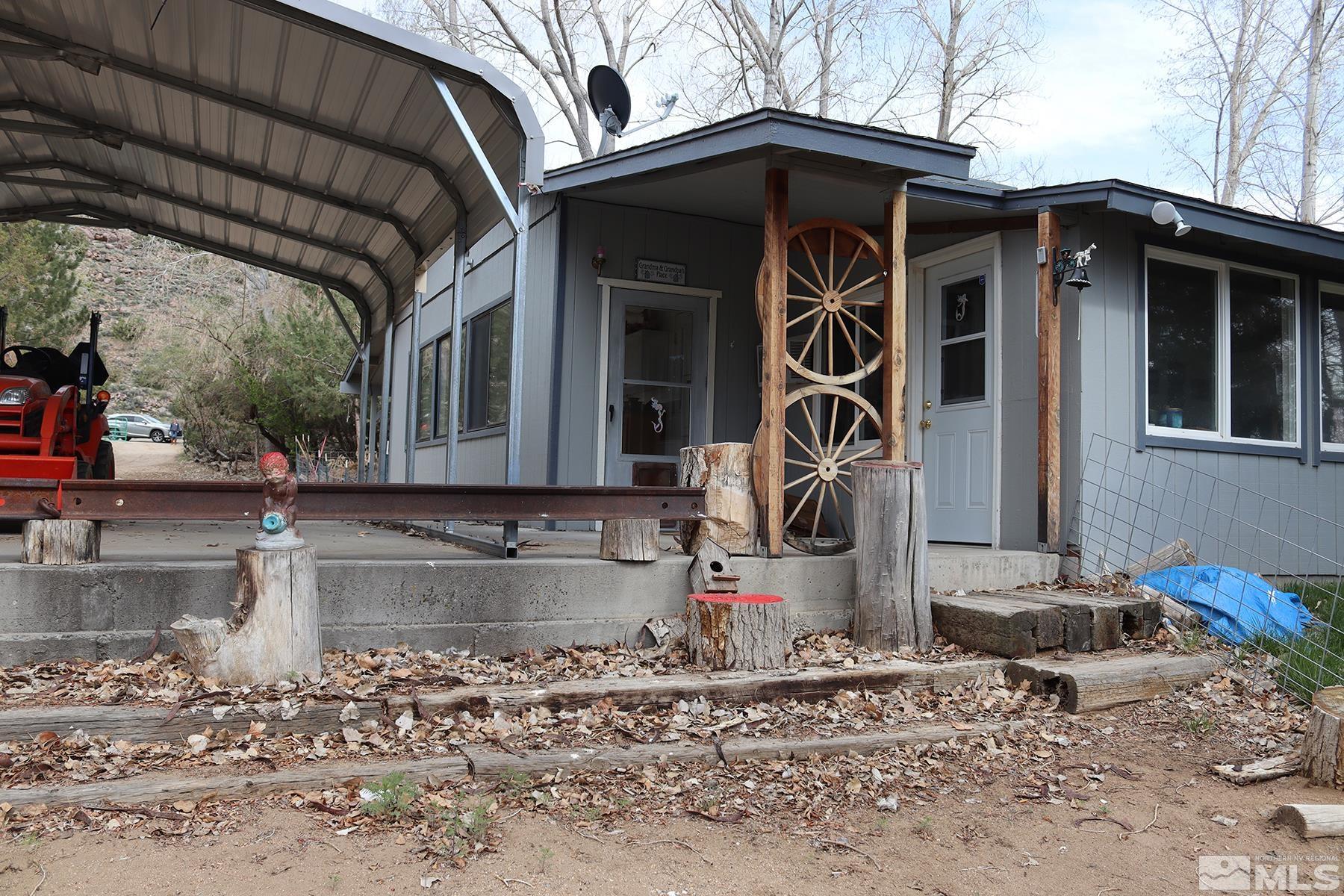 3655 Bacon Rind Road Reno, NV 89510 - Photo 8 of 23 a front view of a house with garden