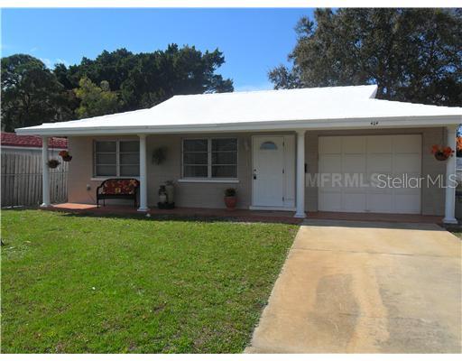 424 Riviera Street Venice, FL 34285 - Photo 1 of 1 Exterior Front