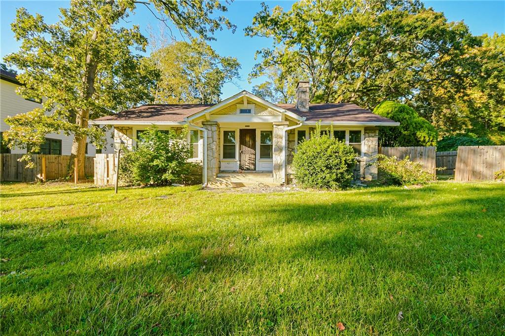 2696 Memorial Dr Southeast