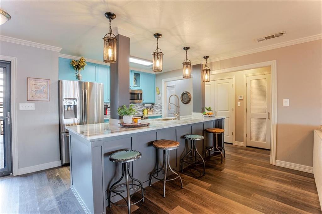 2002 Mockingbird Bend, Unit B8 Graford, TX 76449 - Photo 3 of 27