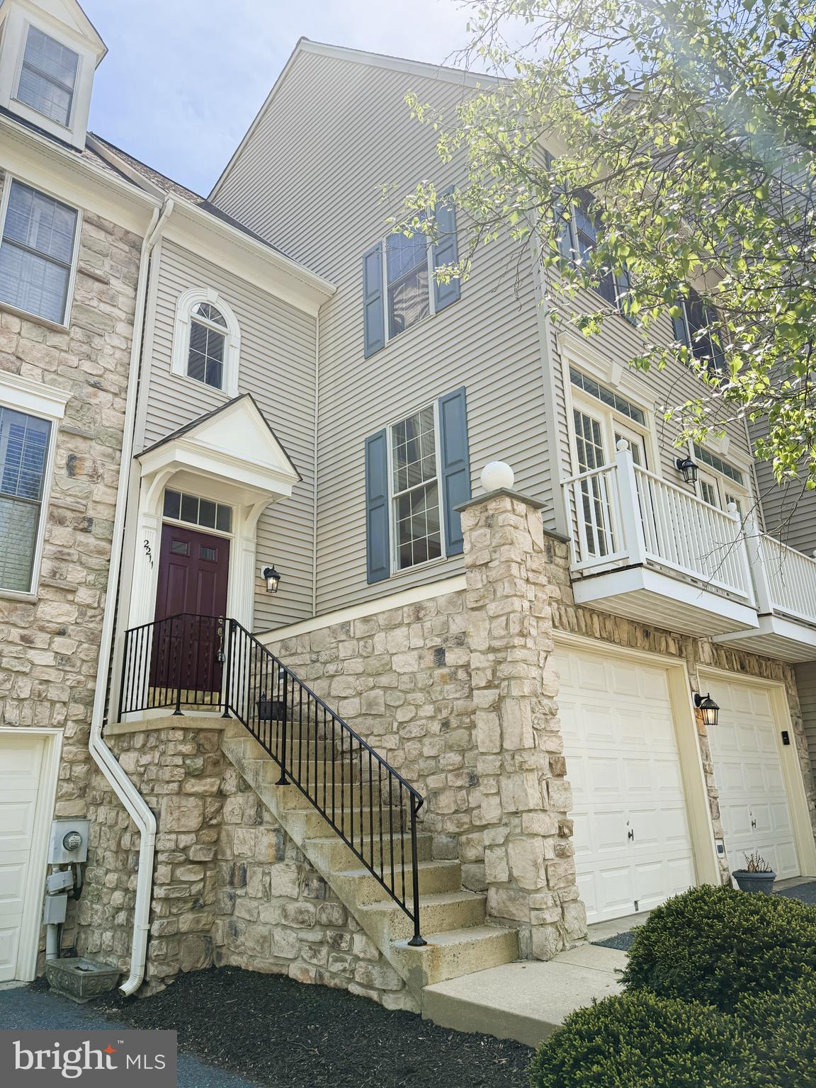 2211 Bear Den Road Frederick, MD 21701 - Photo 3 of 38