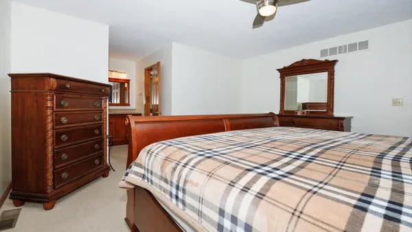 $499,000 | 2838 St Andrews Court, El Paso, IL 61738