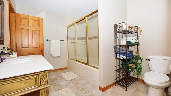 $499,000 | 2838 St Andrews Court, El Paso, IL 61738