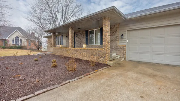 $499,000 | 2838 St Andrews Court, El Paso, IL 61738