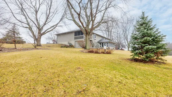 $499,000 | 2838 St Andrews Court, El Paso, IL 61738