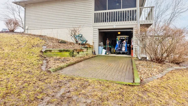 $499,000 | 2838 St Andrews Court, El Paso, IL 61738