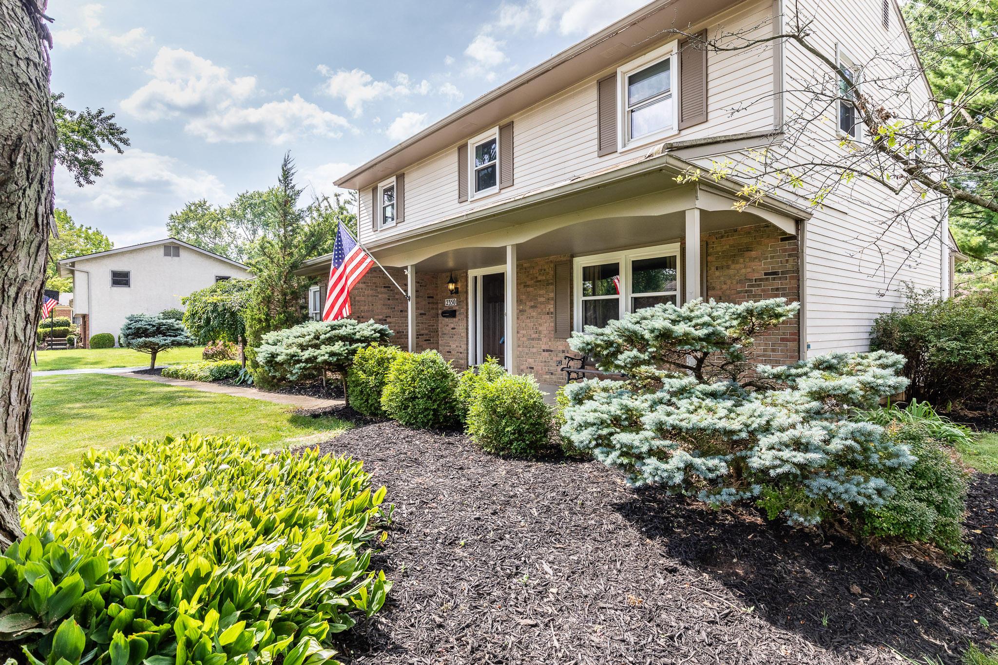 2350 Haverford Road Columbus, OH 43220 - Photo 2 of 40