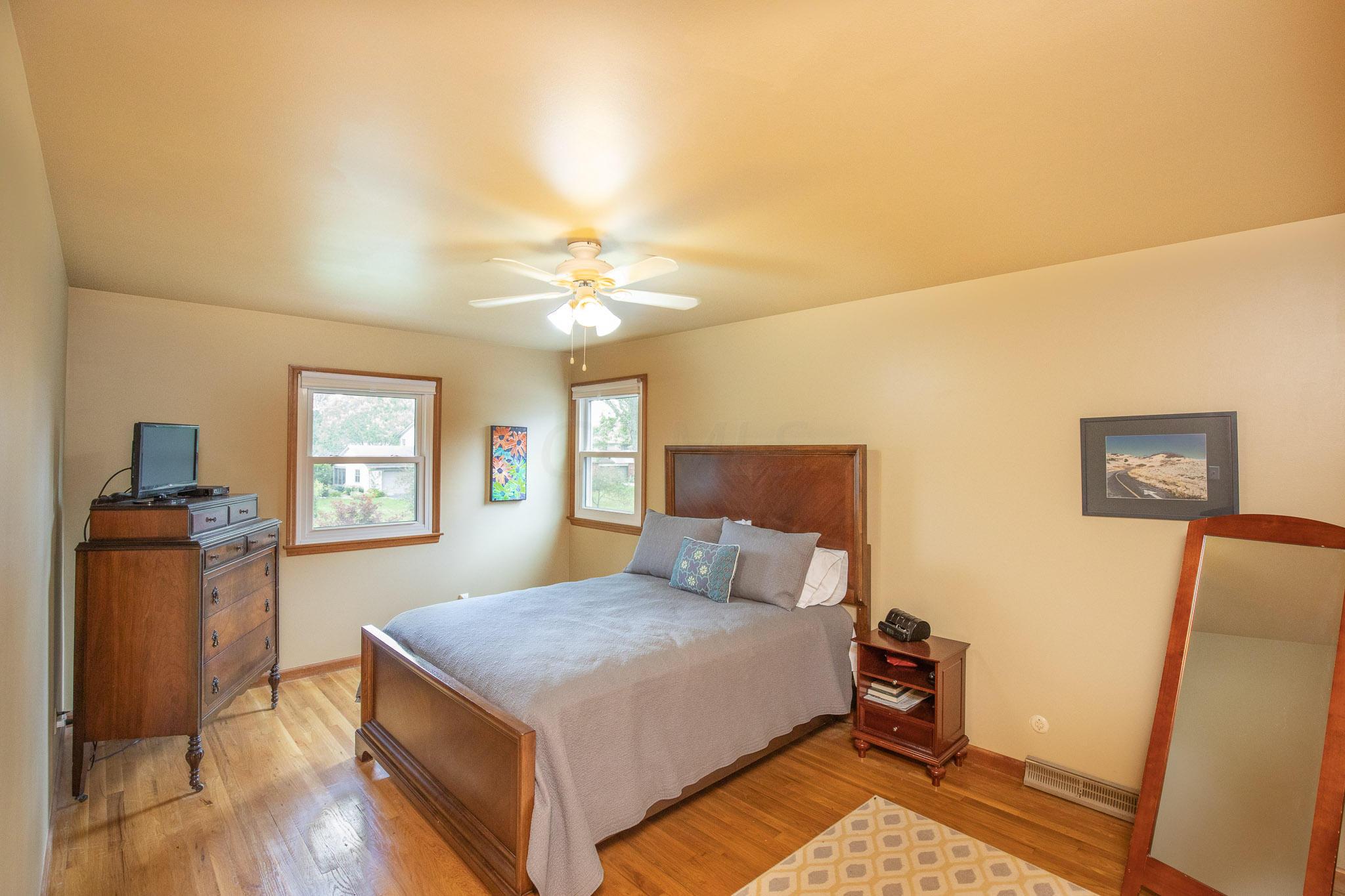 2350 Haverford Road Columbus, OH 43220 - Photo 23 of 40