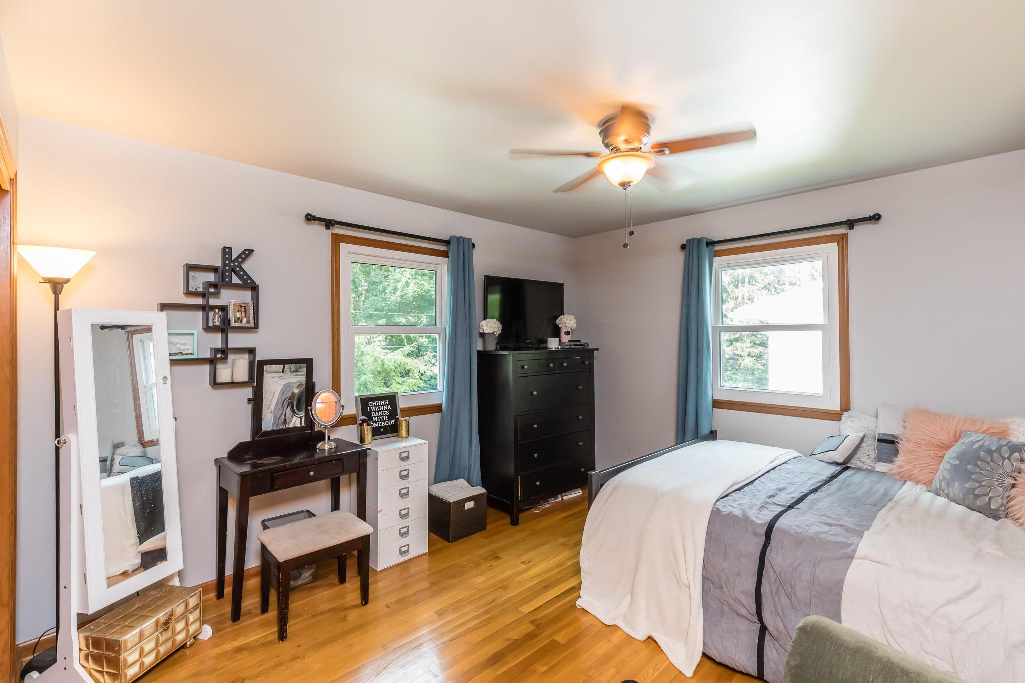 2350 Haverford Road Columbus, OH 43220 - Photo 29 of 40