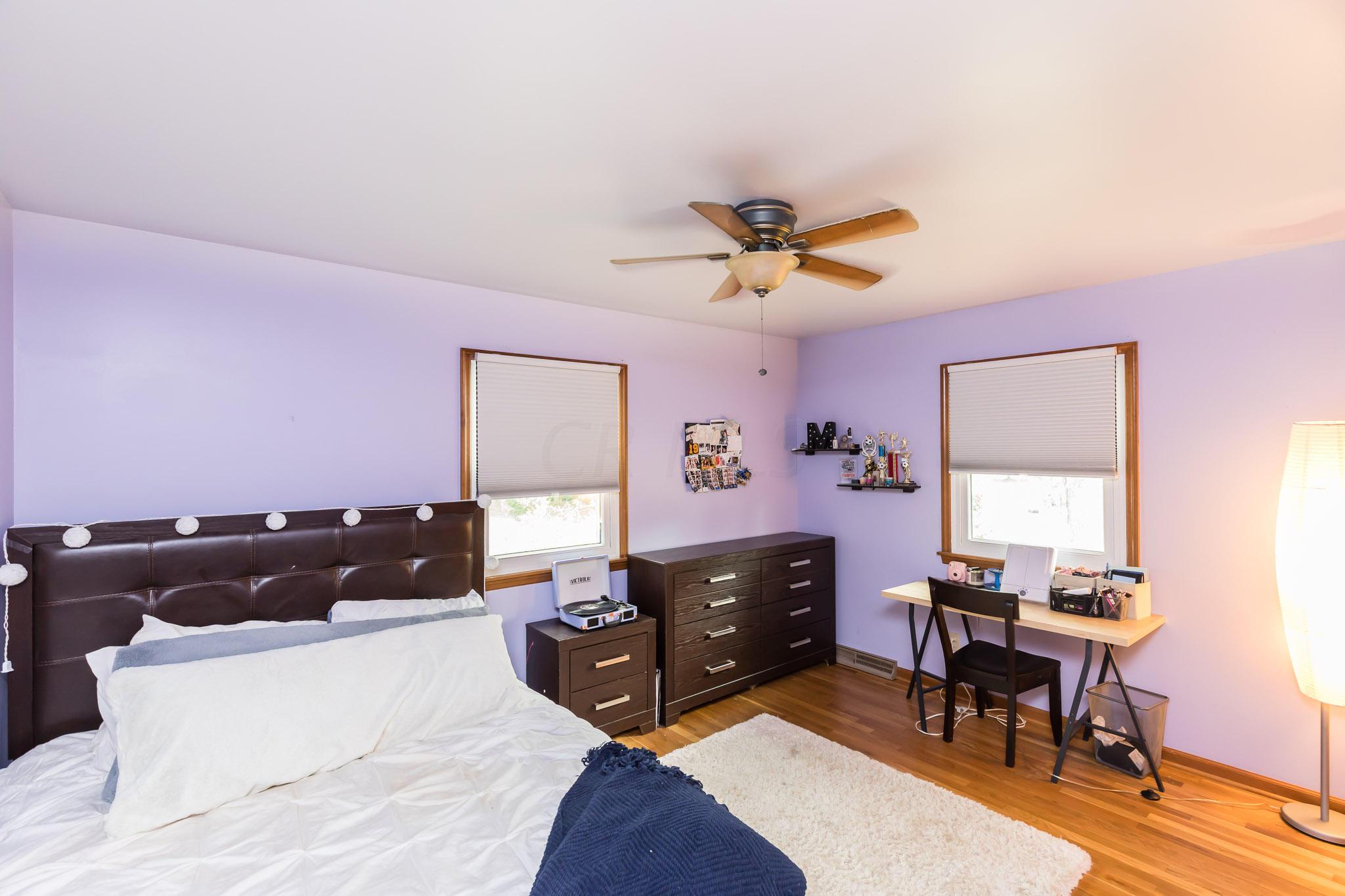 2350 Haverford Road Columbus, OH 43220 - Photo 32 of 40