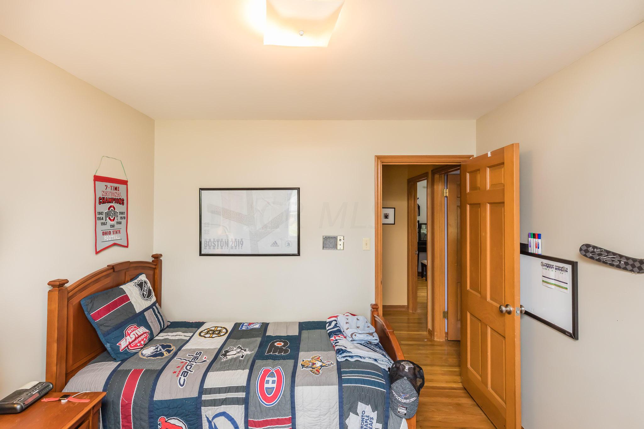 2350 Haverford Road Columbus, OH 43220 - Photo 35 of 40