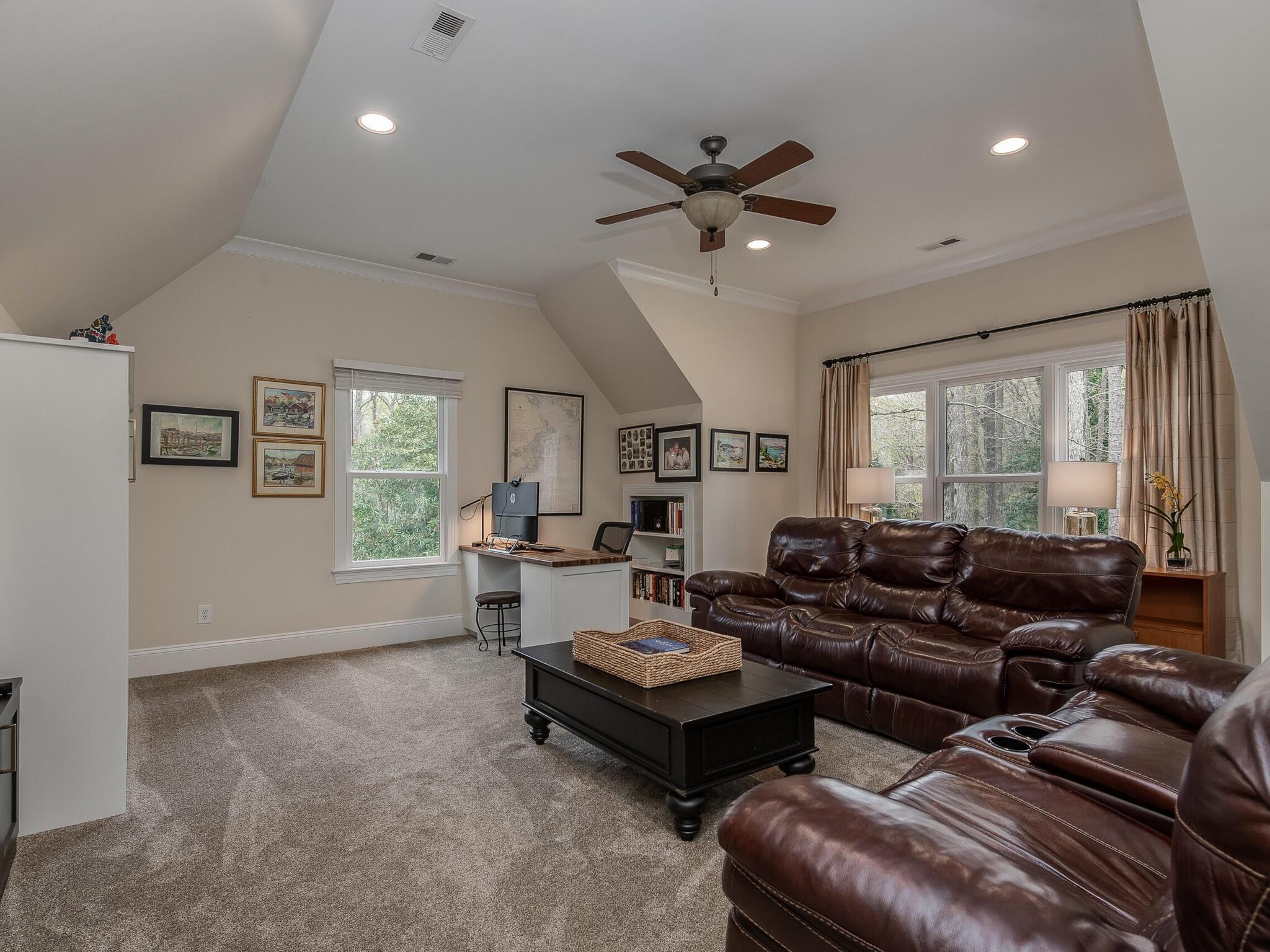 9314 Valley Road Charlotte, NC 28270 - Photo 29 of 37 Gallery Image 29