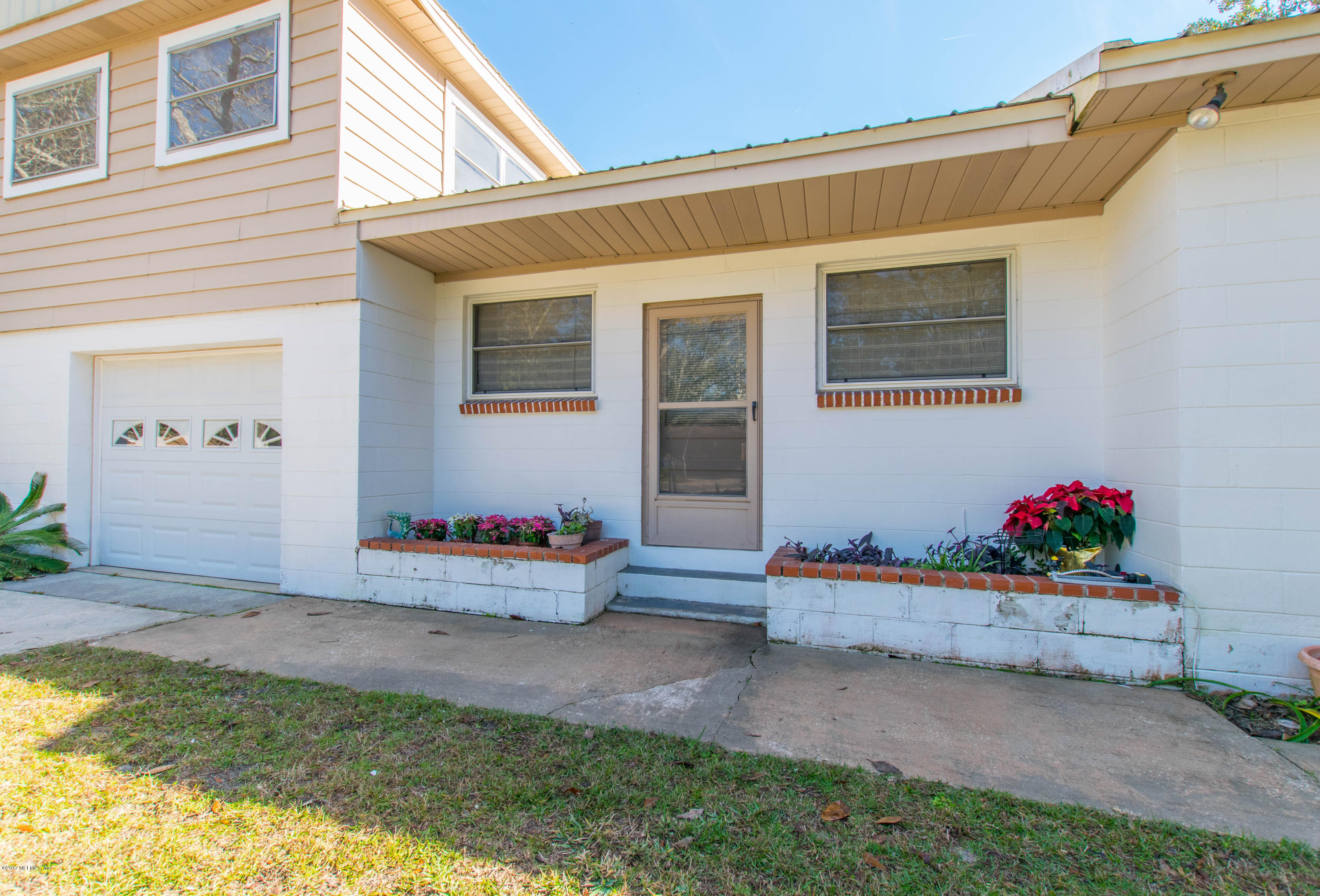 13541 Lanier Road Jacksonville, FL 32226 - Photo 5 of 31 DSC_8705