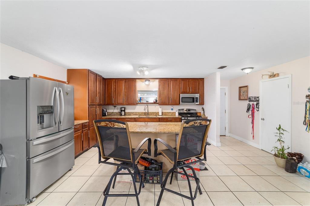 12620 Southeast Maricamp Road Ocklawaha, FL 32179 - Photo 11 of 62