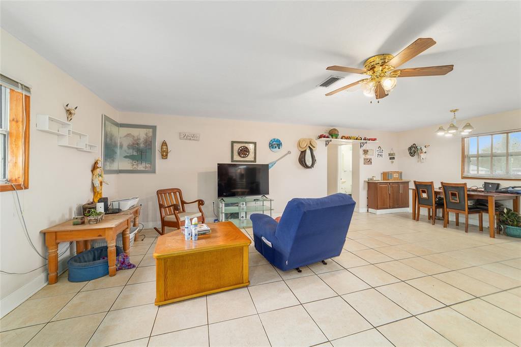 12620 Southeast Maricamp Road Ocklawaha, FL 32179 - Photo 9 of 62
