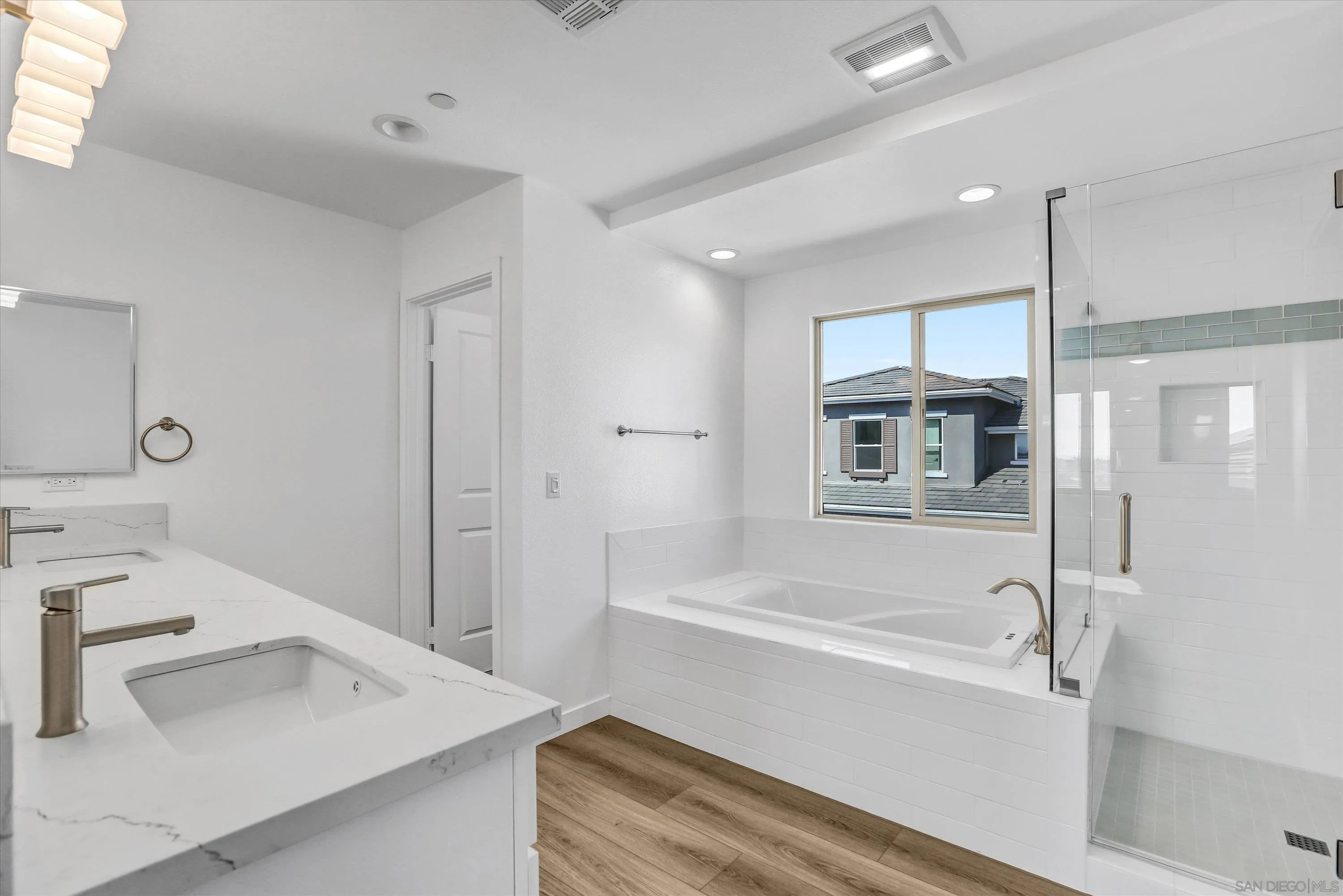 8539 Vista Azul Lemon Grove, CA 91945 - Photo 11 of 38