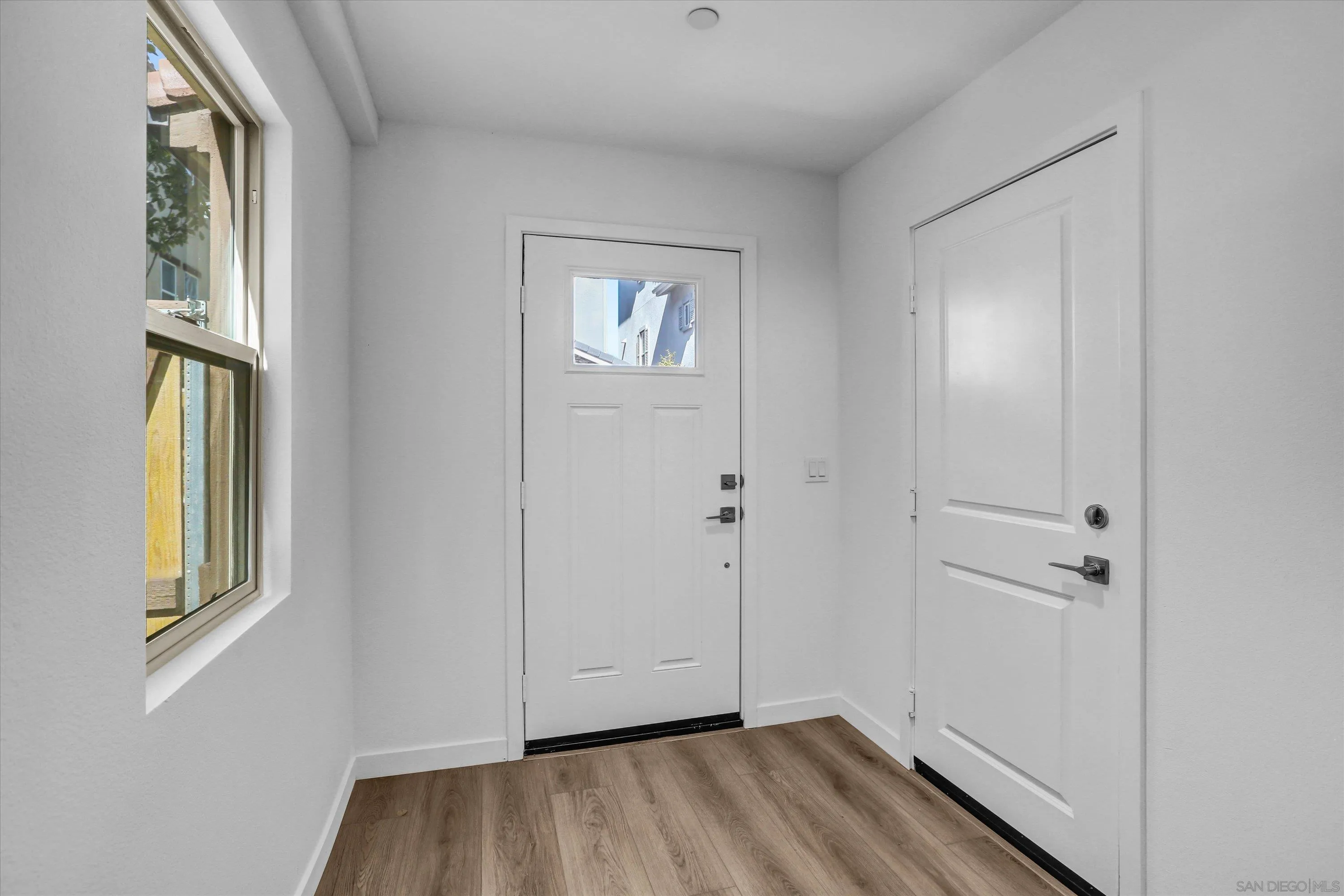 8539 Vista Azul Lemon Grove, CA 91945 - Photo 15 of 38