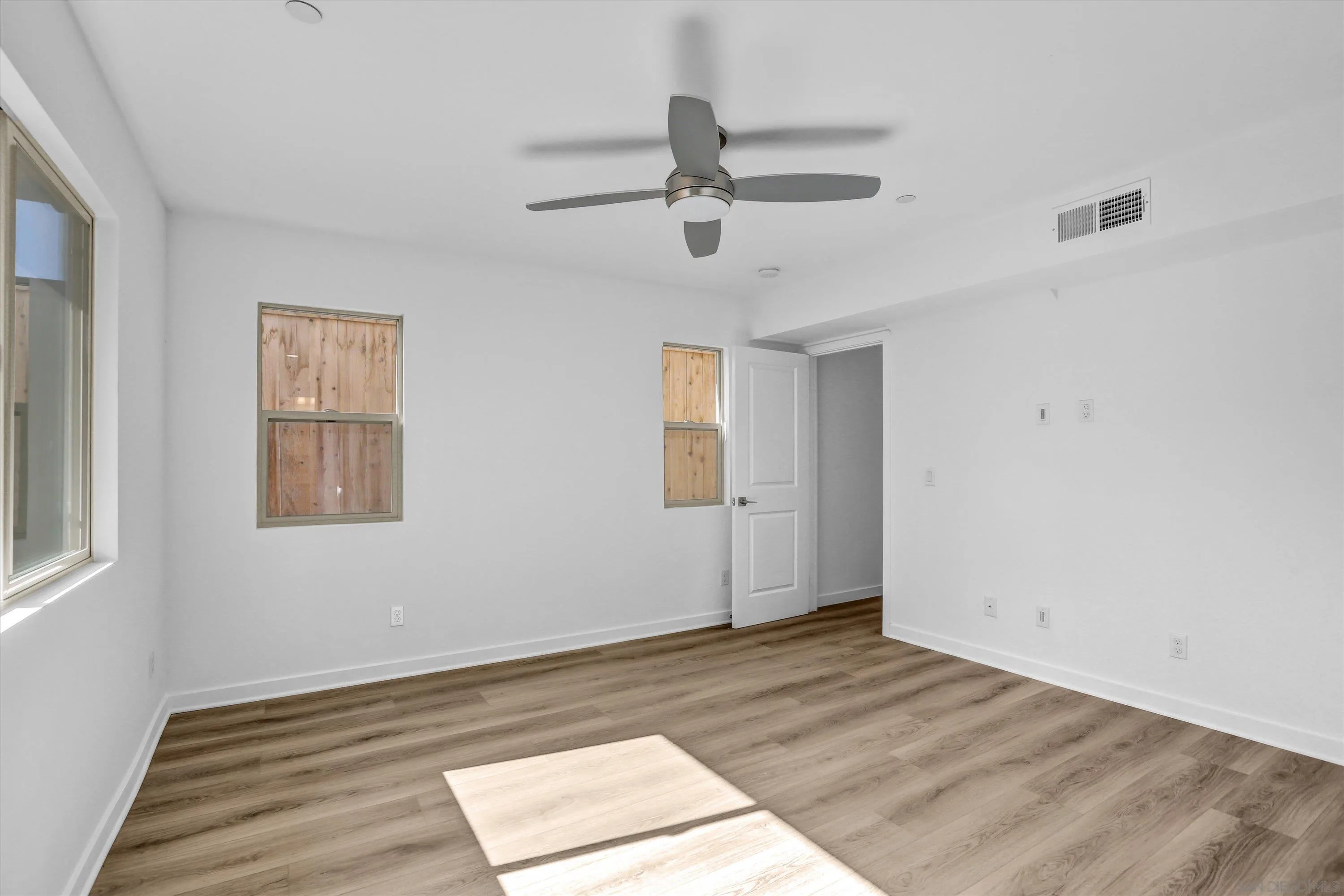 8539 Vista Azul Lemon Grove, CA 91945 - Photo 17 of 38