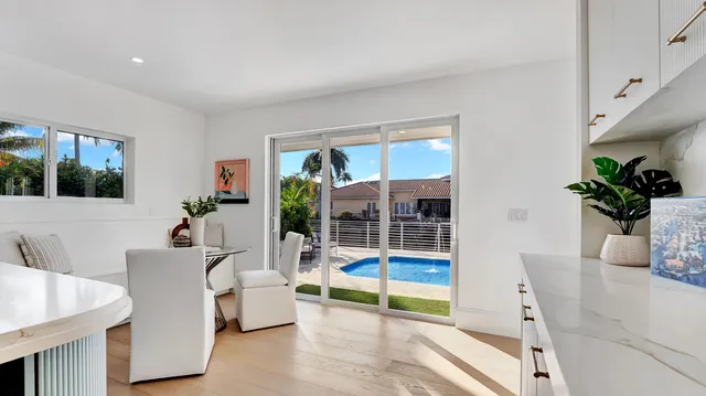 $3,650,000 | 580 Southwest 15th Street, Boca Raton, FL 33432