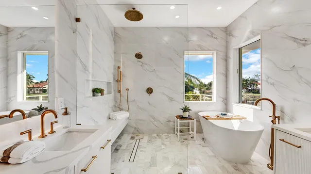 $3,650,000 | 580 Southwest 15th Street, Boca Raton, FL 33432