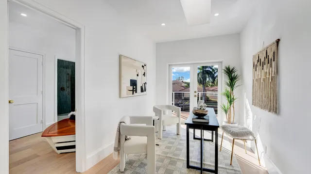 $3,650,000 | 580 Southwest 15th Street, Boca Raton, FL 33432