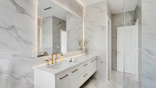 $3,650,000 | 580 Southwest 15th Street, Boca Raton, FL 33432