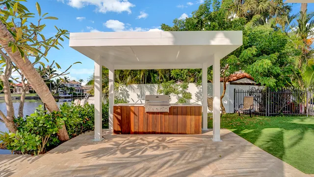 $3,650,000 | 580 Southwest 15th Street, Boca Raton, FL 33432