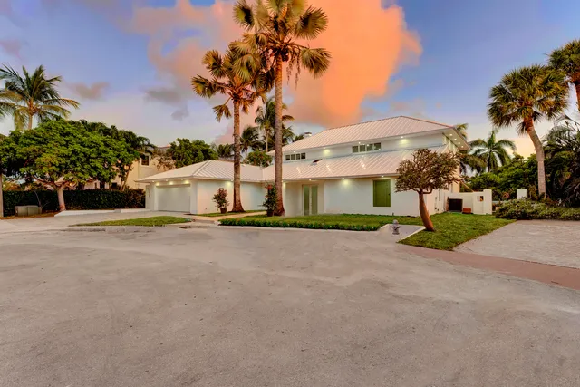 $3,650,000 | 580 Southwest 15th Street, Boca Raton, FL 33432