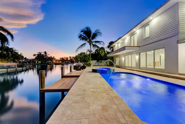 $3,650,000 | 580 Southwest 15th Street, Boca Raton, FL 33432