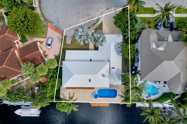 $3,650,000 | 580 Southwest 15th Street, Boca Raton, FL 33432