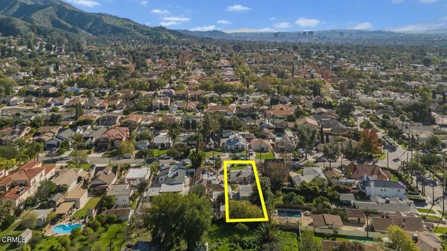 $1,375,000 | 1023 East Elmwood Avenue, Burbank, CA 91501