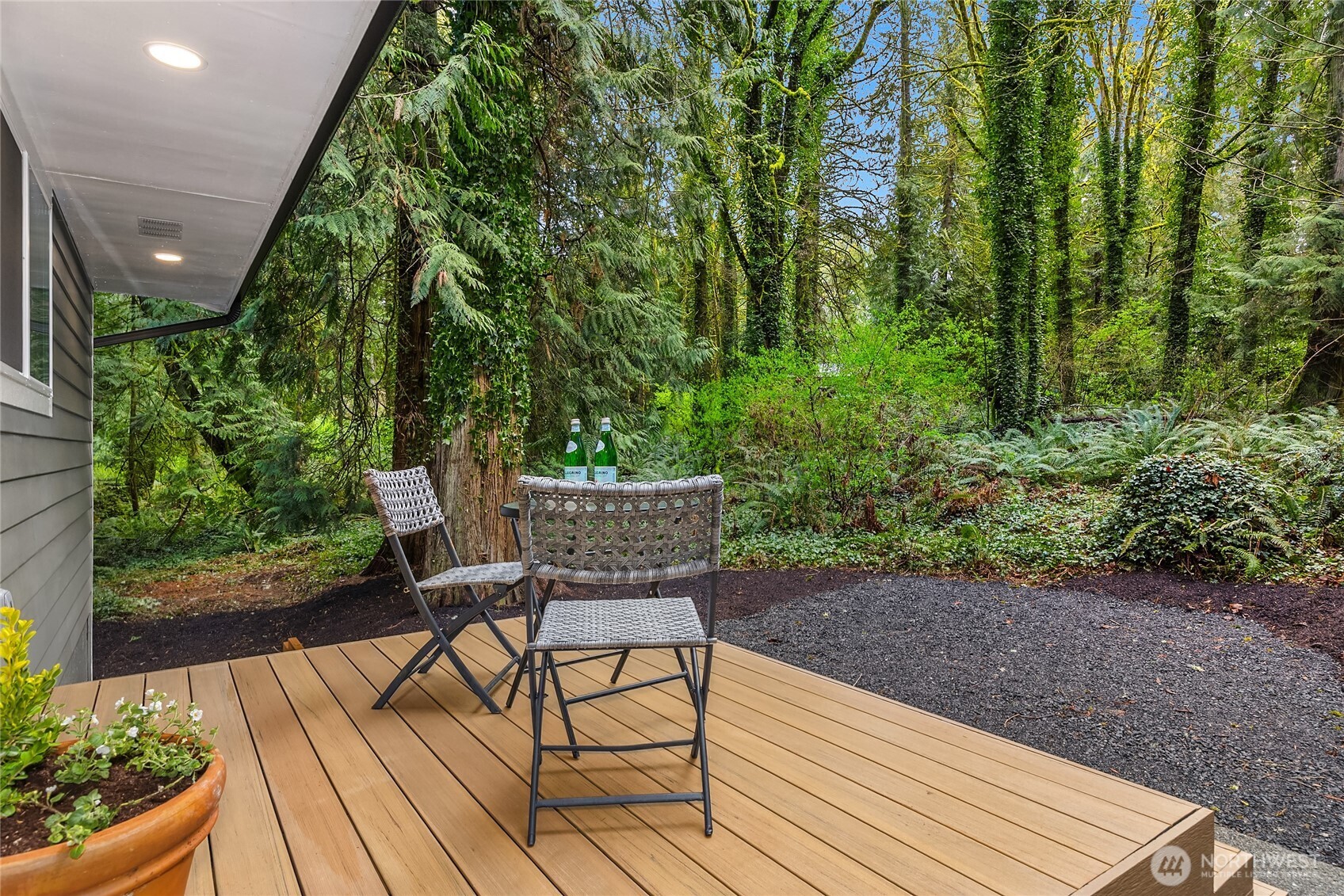 14442 Phelps Road Northeast Bainbridge Island, WA 98110 - Photo 18 of 37