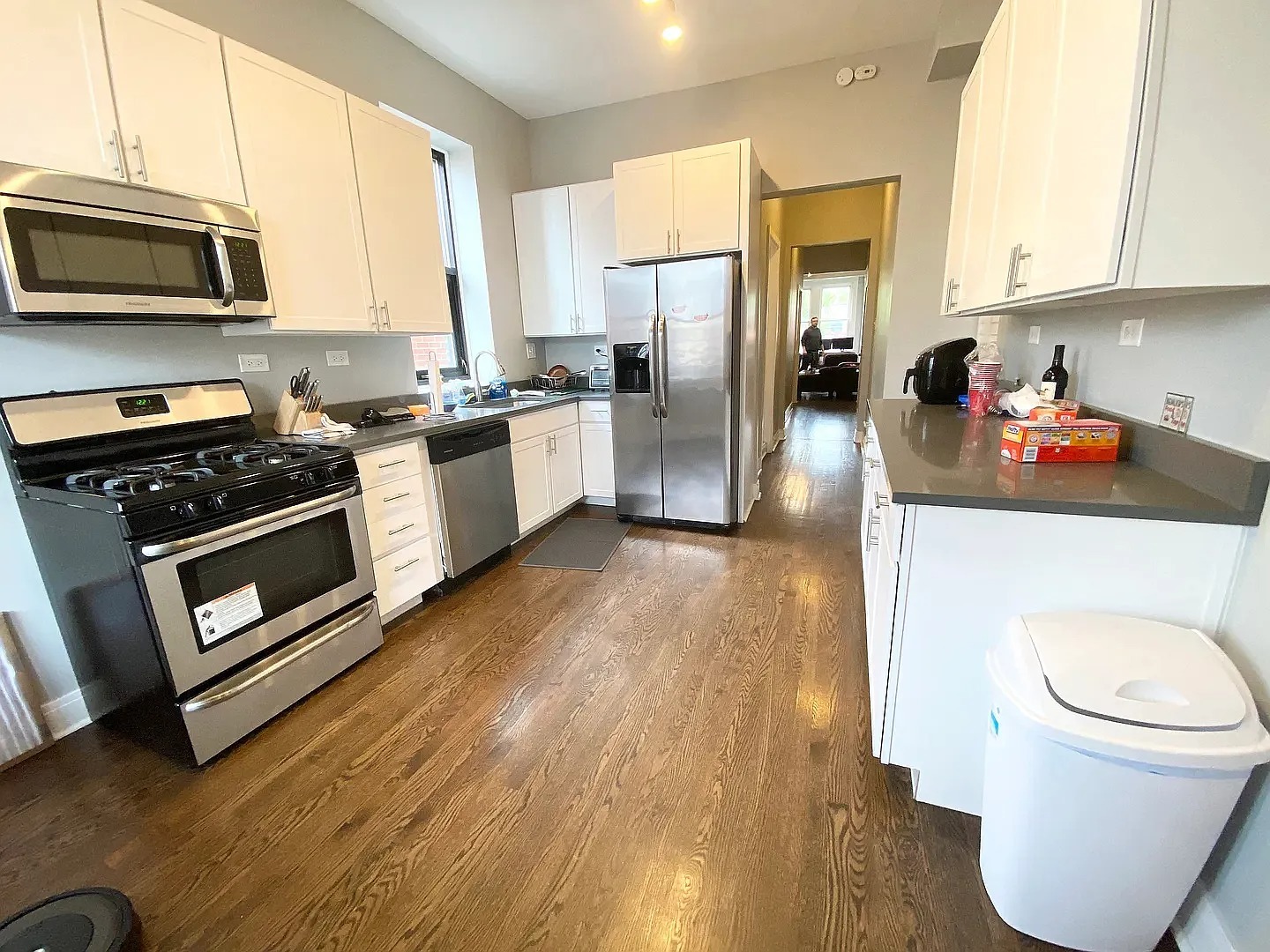 2129 North Racine Avenue Chicago, IL 60614 - Photo 2 of 27