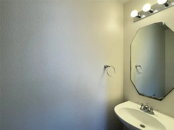 $1,750 | 11531 Jacinth Court, Houston, TX 77066