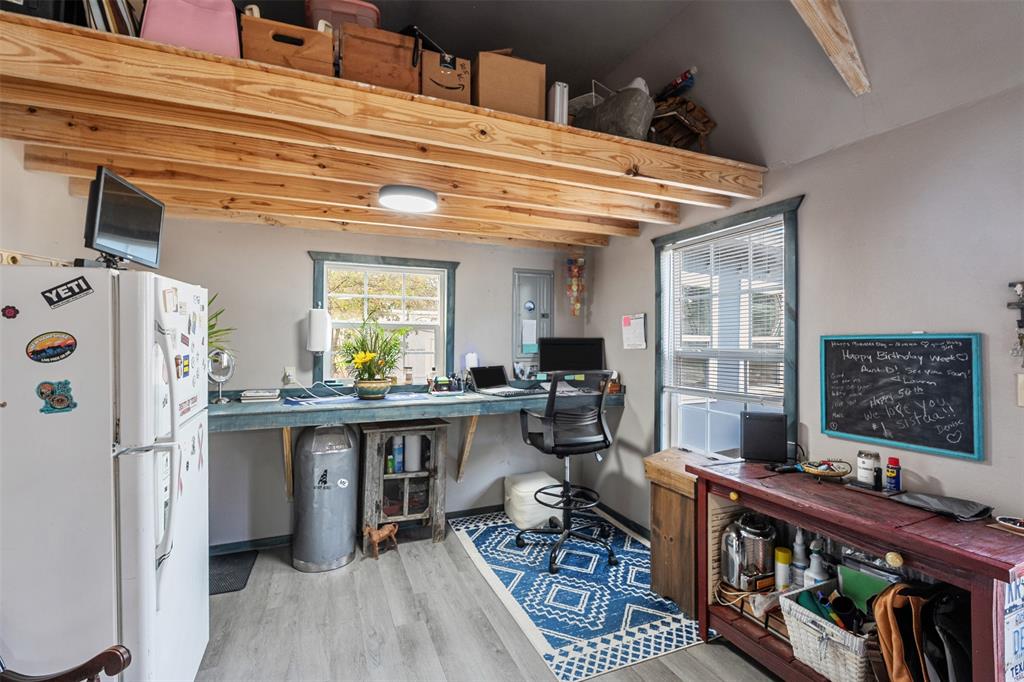 205 Scott Lane Mabank, TX 75156 - Photo 9 of 21 a very nice looking room with many windows and furniture