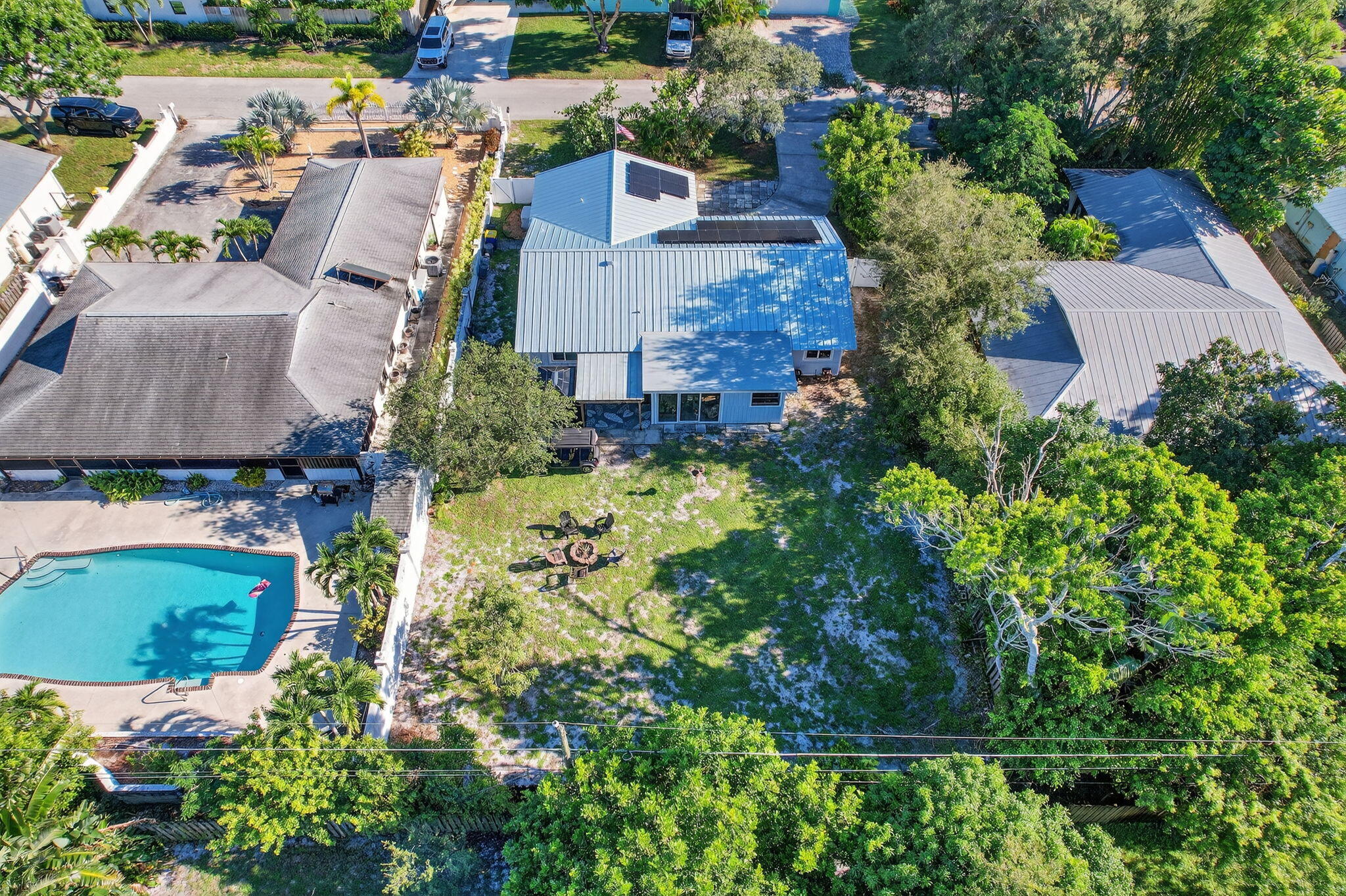 5095 Southeast Manatee Terrace Stuart, FL 34997 - Photo 50 of 58 Aerial backyard