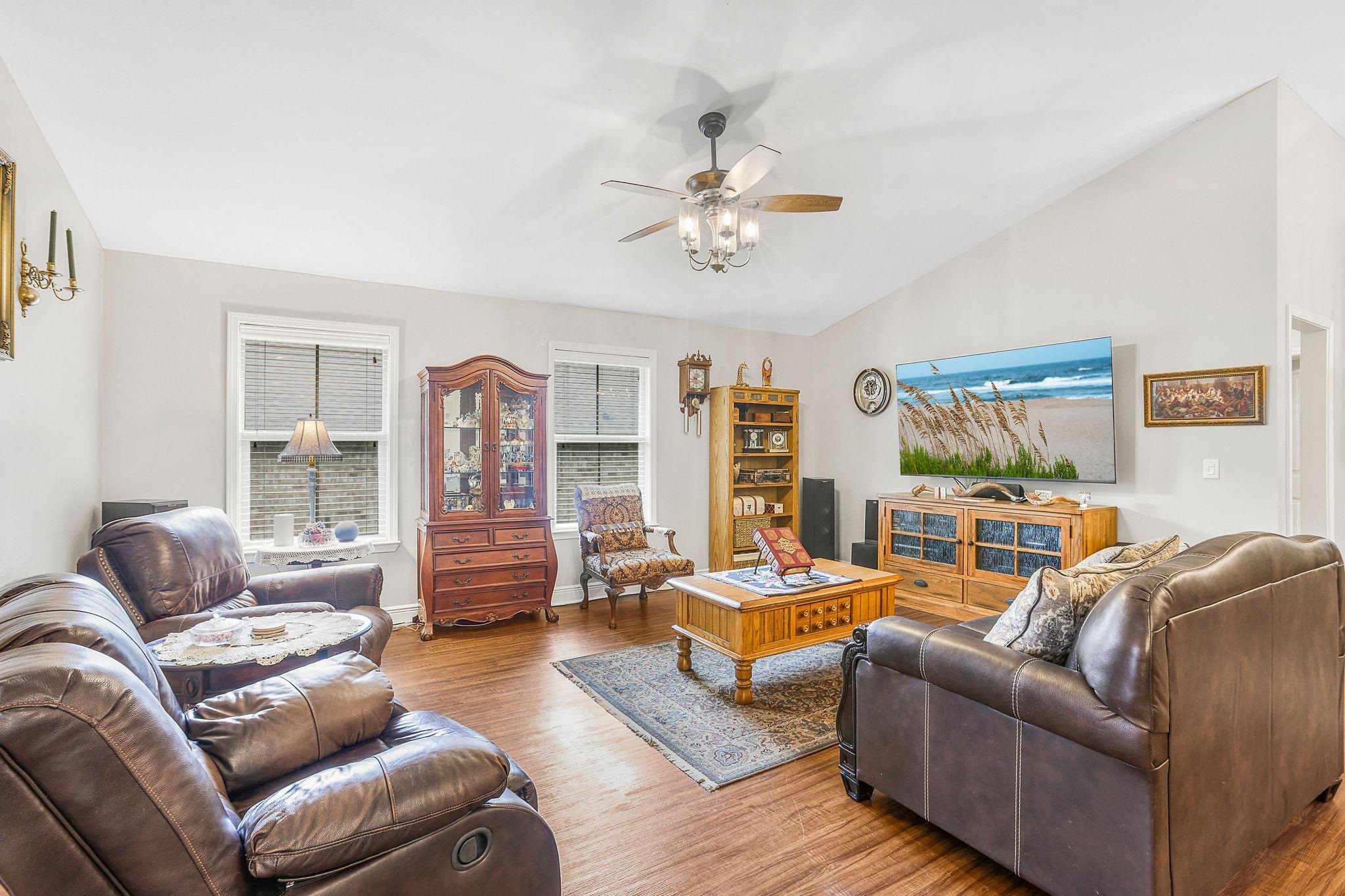 511 Charing Cross Street Fairhope, AL 36532 - Photo 2 of 19