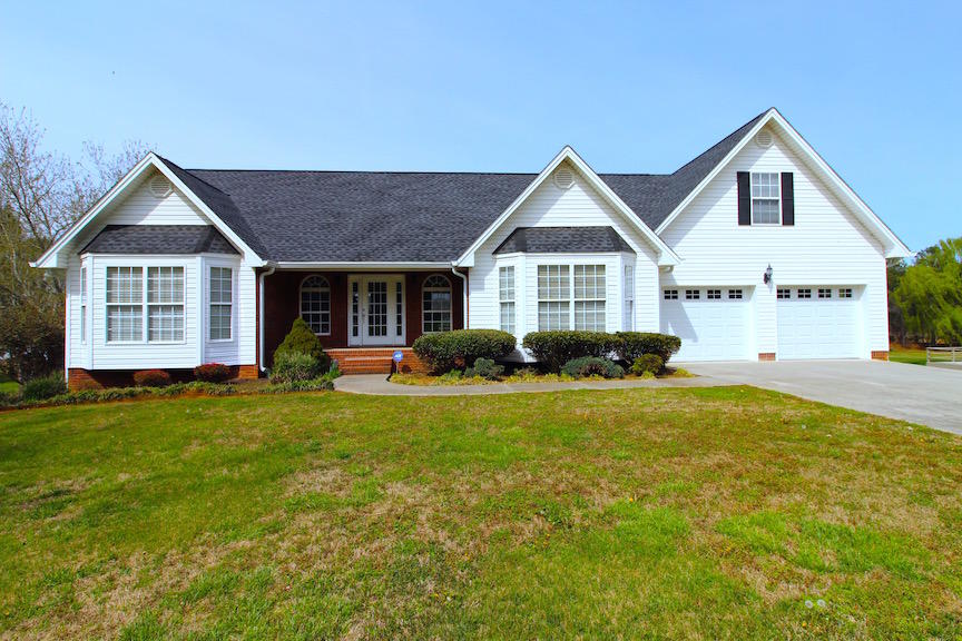 640 Hiwassee Drive Decatur, TN 37322 - Photo 1 of 64 IMG_0242