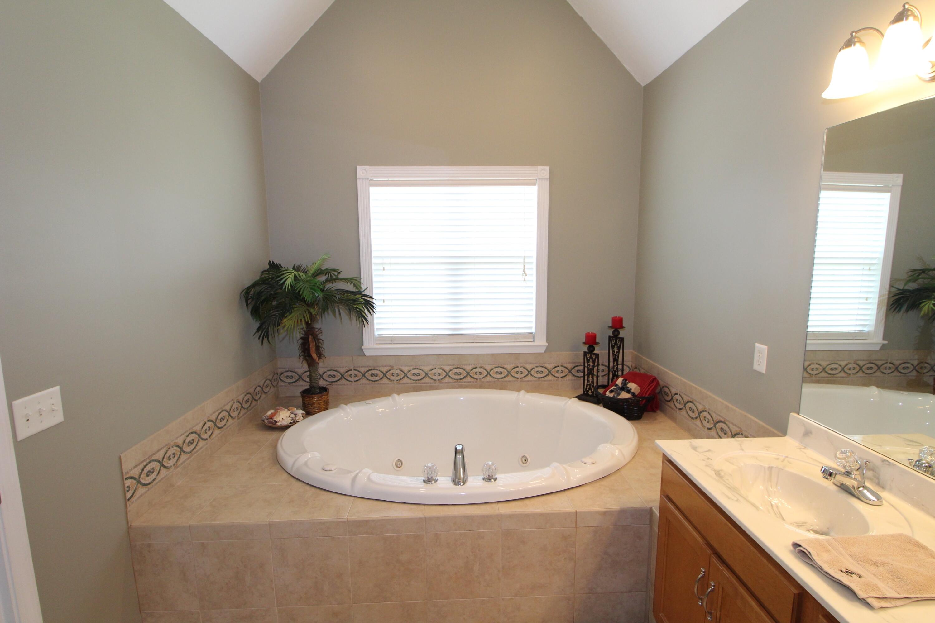 640 Hiwassee Drive Decatur, TN 37322 - Photo 35 of 64 IMG_0338