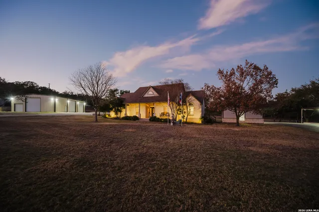 $975,000 | 1121 Cypress Cove Road, Spring Branch, TX 78070