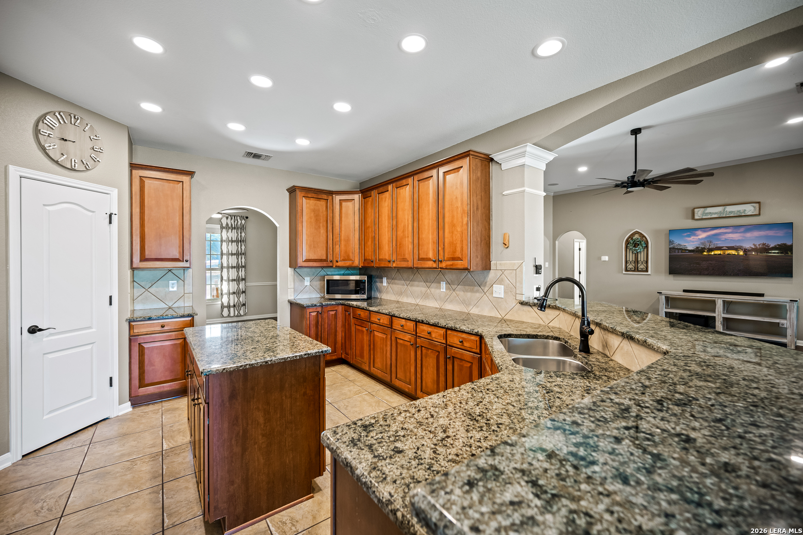 1121 Cypress Cove Road Spring Branch, TX 78070 - Photo 12 of 36