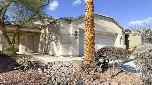 $2,350 | 3275 Phantom Rock Street, Las Vegas, NV 89135