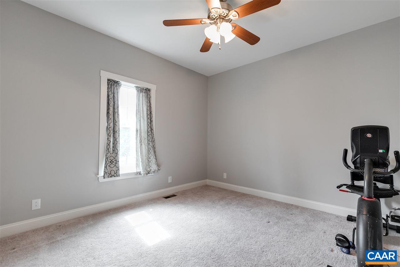 3758 County Line Road Kents Store, VA 23084 - Photo 14 of 27