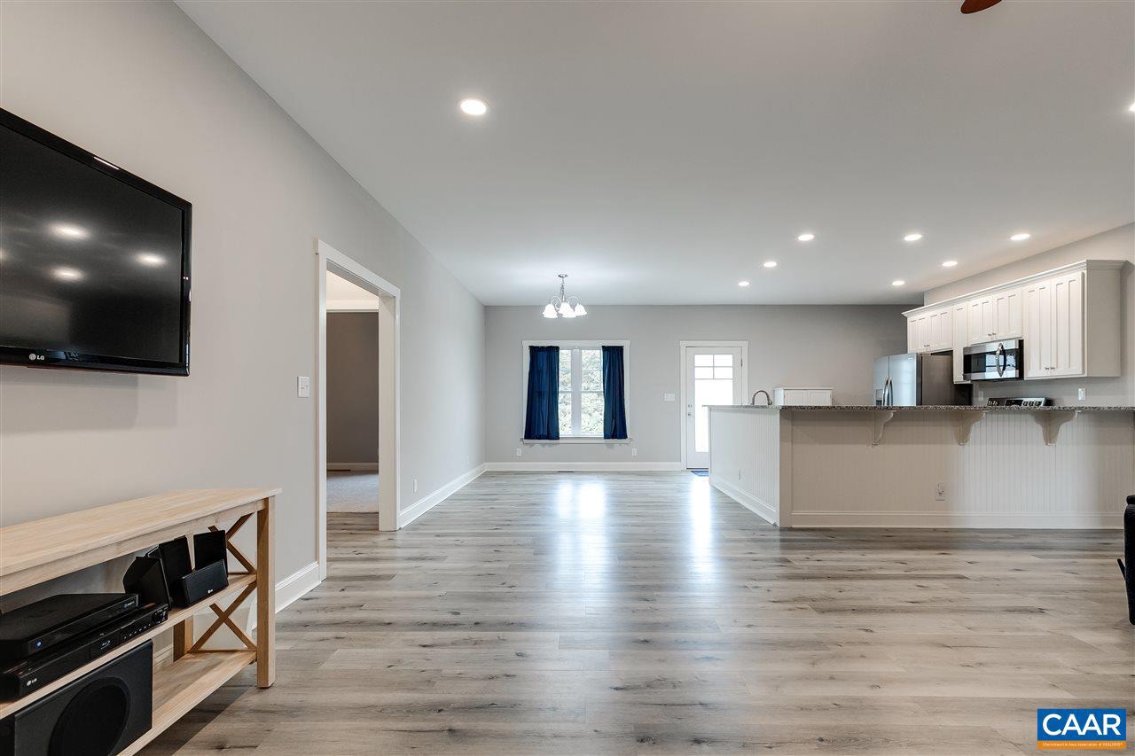 3758 County Line Road Kents Store, VA 23084 - Photo 4 of 27