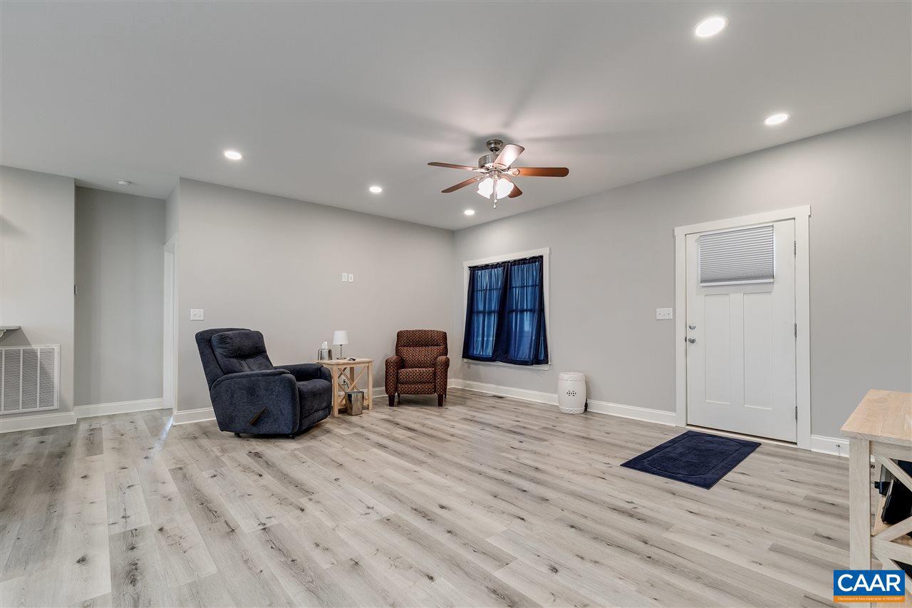 3758 County Line Road Kents Store, VA 23084 - Photo 5 of 27
