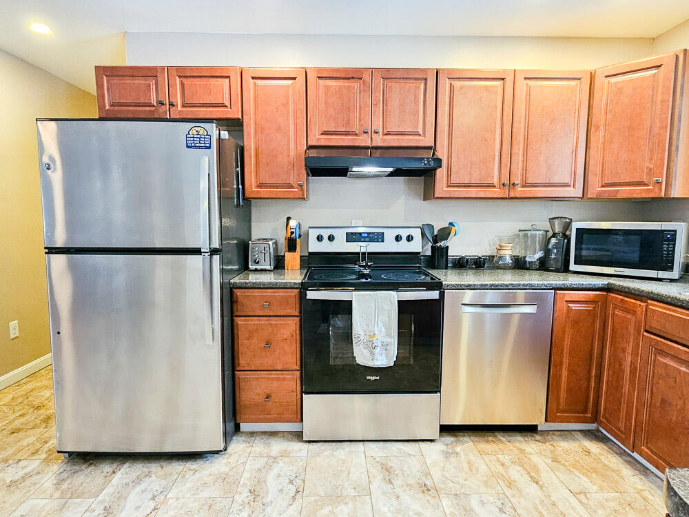 23 Paradise Row Lebanon, ME 04027 - Photo 11 of 42 23 Paradise-15