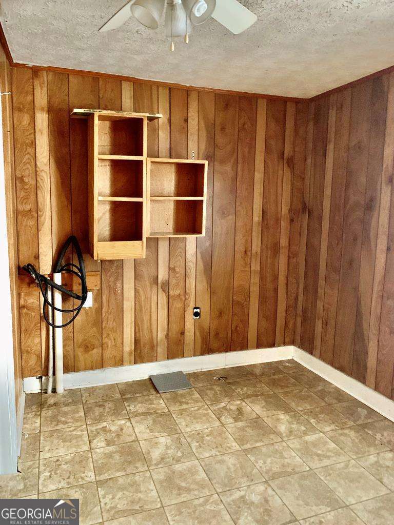 606 West 7th Street Alma, GA 31510 - Photo 16 of 28 a view of wooden door