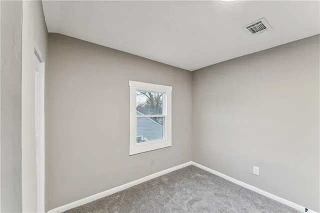 $255,000 | 5118 Forest Avenue, Kansas City, KS 66106