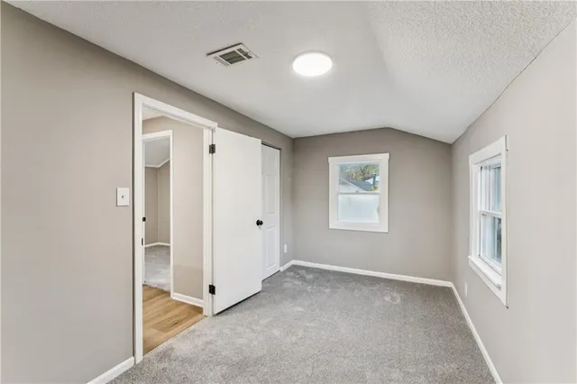 $255,000 | 5118 Forest Avenue, Kansas City, KS 66106